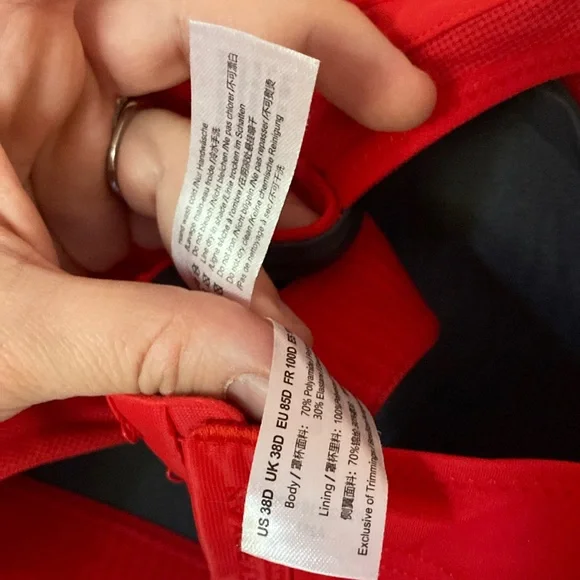 NWOT Red Racerback adjustable wireless Sports Bra - Picture 8 of 13